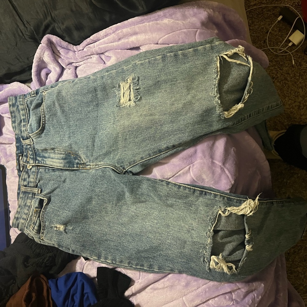 PrettyLittleThing Light Blue Denim Jeans